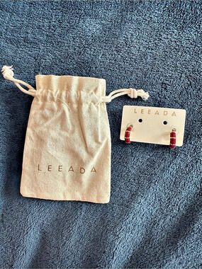 Leeada Mini Maroon Hoop Earrings Red & Gold NWT